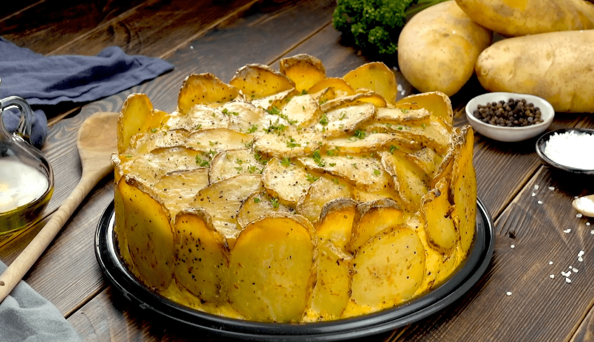 Herzhafter Kartoffelkuchen mit KÃ¤se und Schinken