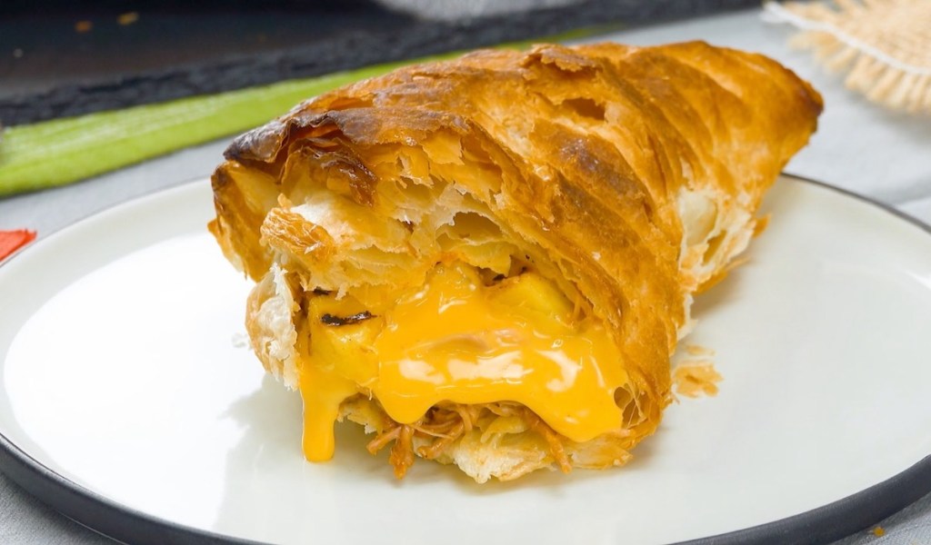 Gefüllte Blätterteigtaschen vom Grill: 4 leckere Rezept-Ideen