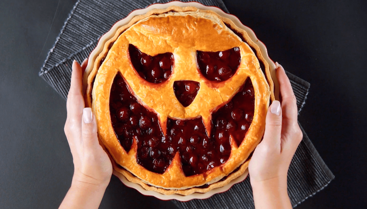 Halloween-Kuchen mit KÃ¼rbisfratze