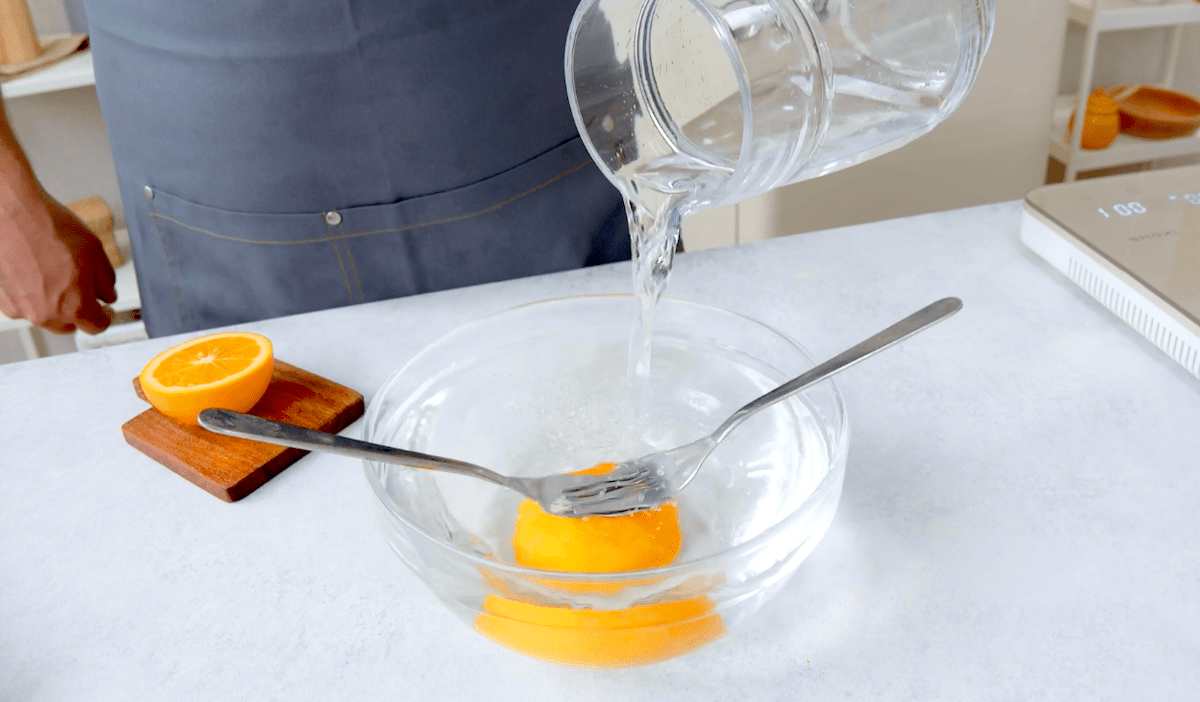 Eisblock für Orangen-Tiramisu