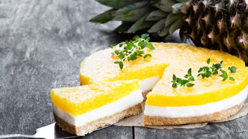 Ananas-Käsekuchen ohne Backen: exotischer Kuchengenuss - Leckerschmecker