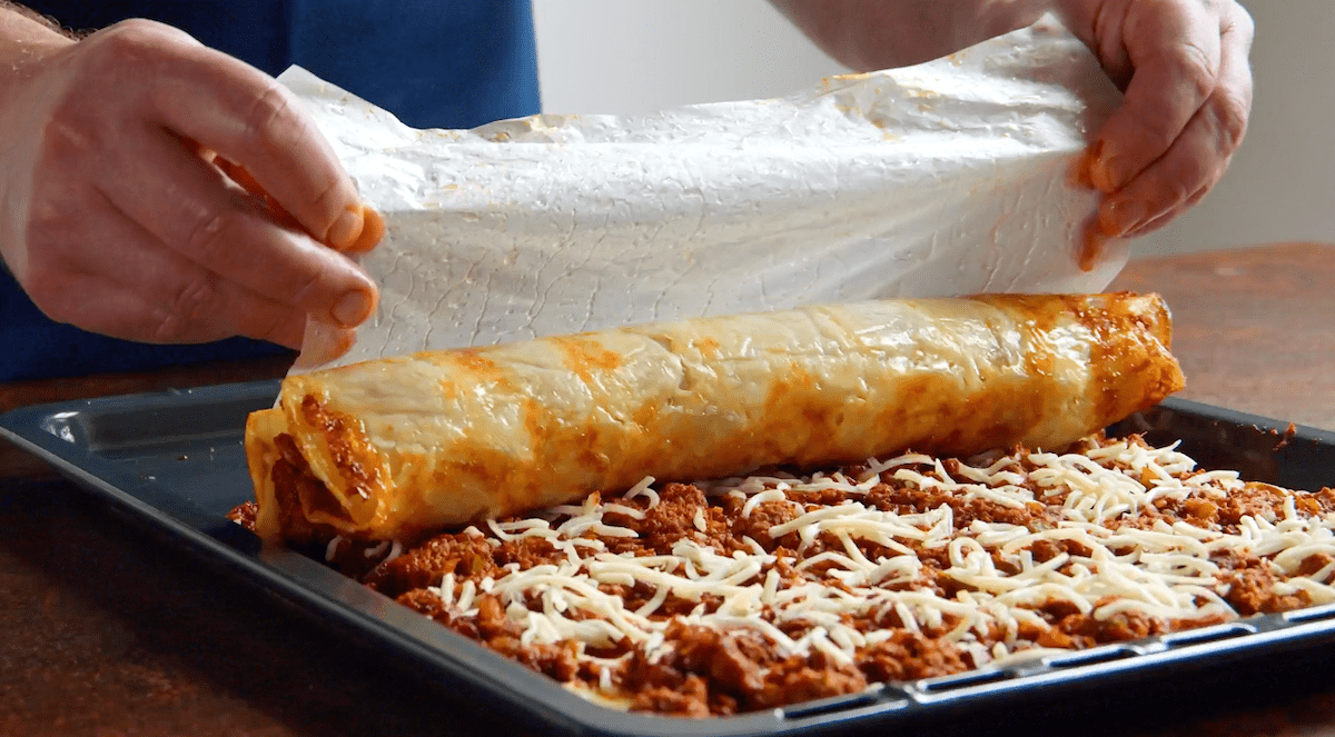 Saftige Kartoffelrolle mit würziger Hackfleischfüllung - Leckerschmecker