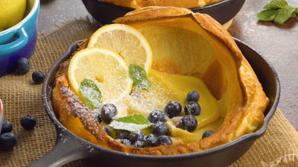 Schmeckt nicht nur zum Frühstück: Ofenpfannkuchen mit Lemon Curd