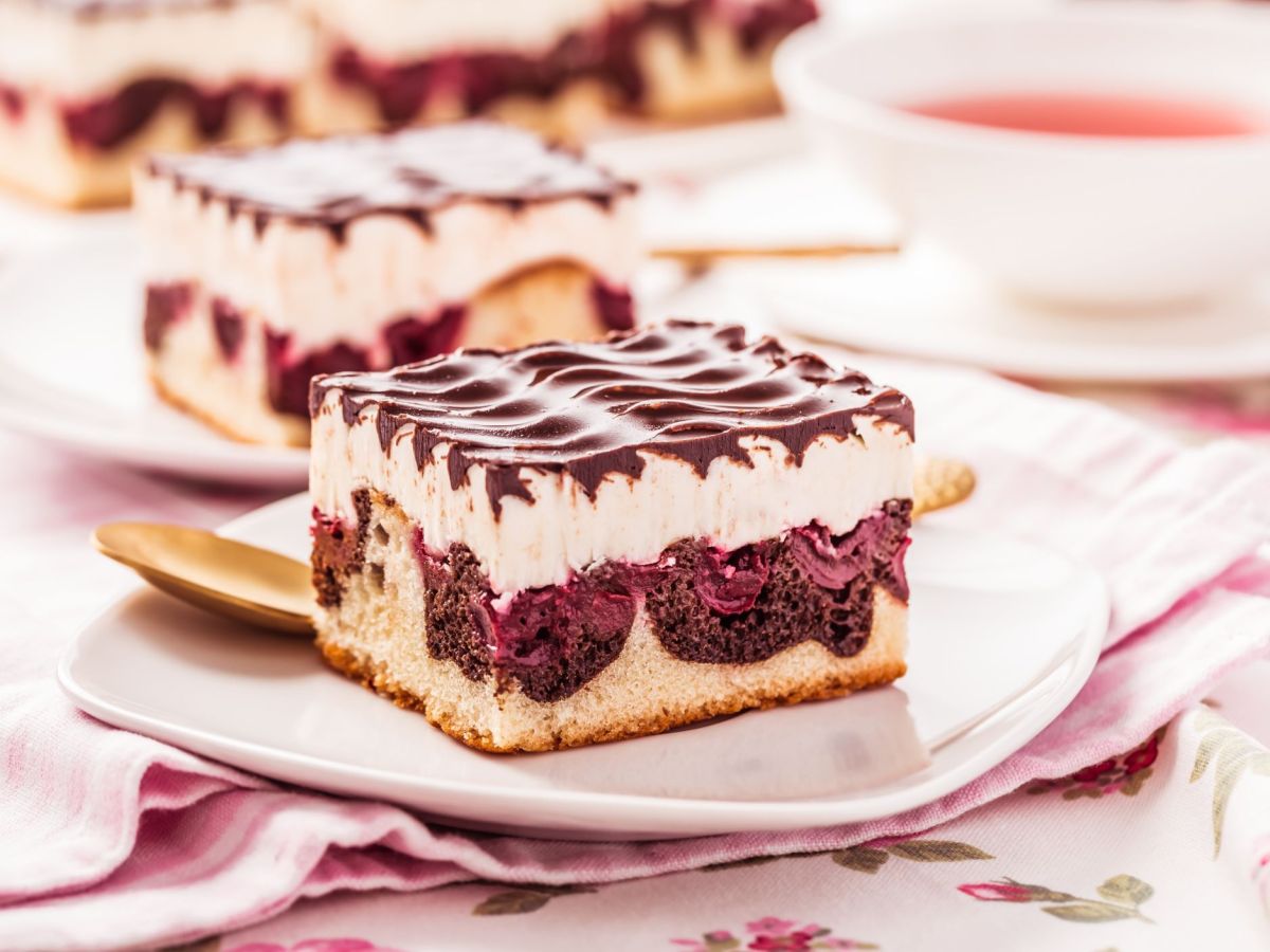 Donauwelle: beliebter Kuchen-Klassiker wie von Oma - Leckerschmecker