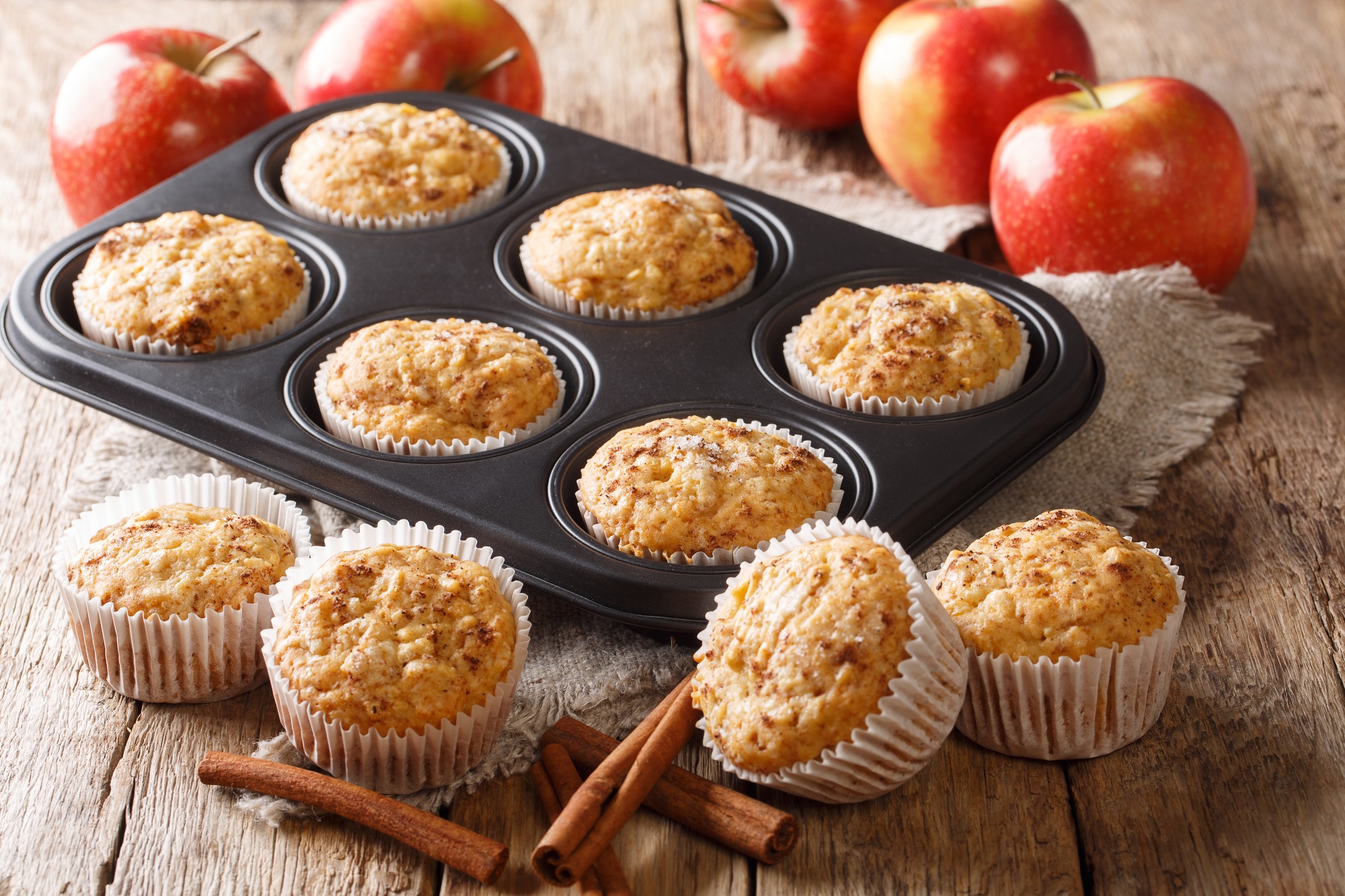 Apfelmus-Muffins: blitzschnell gebacken – nur 10 Minuten Arbeit ...