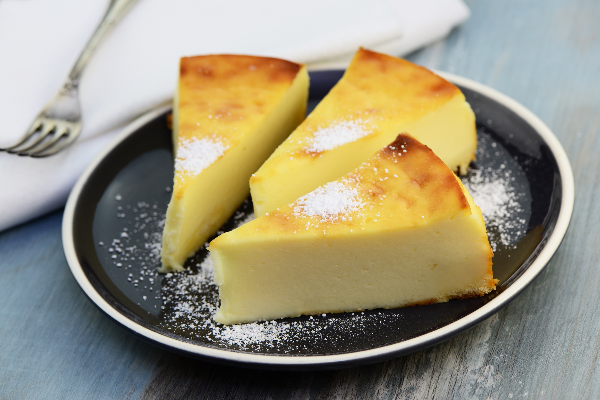 JoghurtKuchen aus 3 Zutaten einfaches Rezept für Backanfänger Leckerschmecker