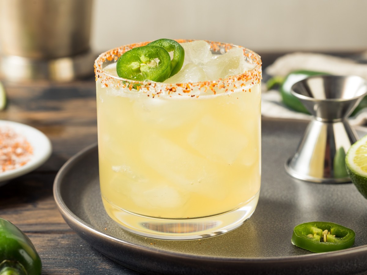 Chili-Zitrus-Smash: feuriger Feierabend-Drink mit Tequila