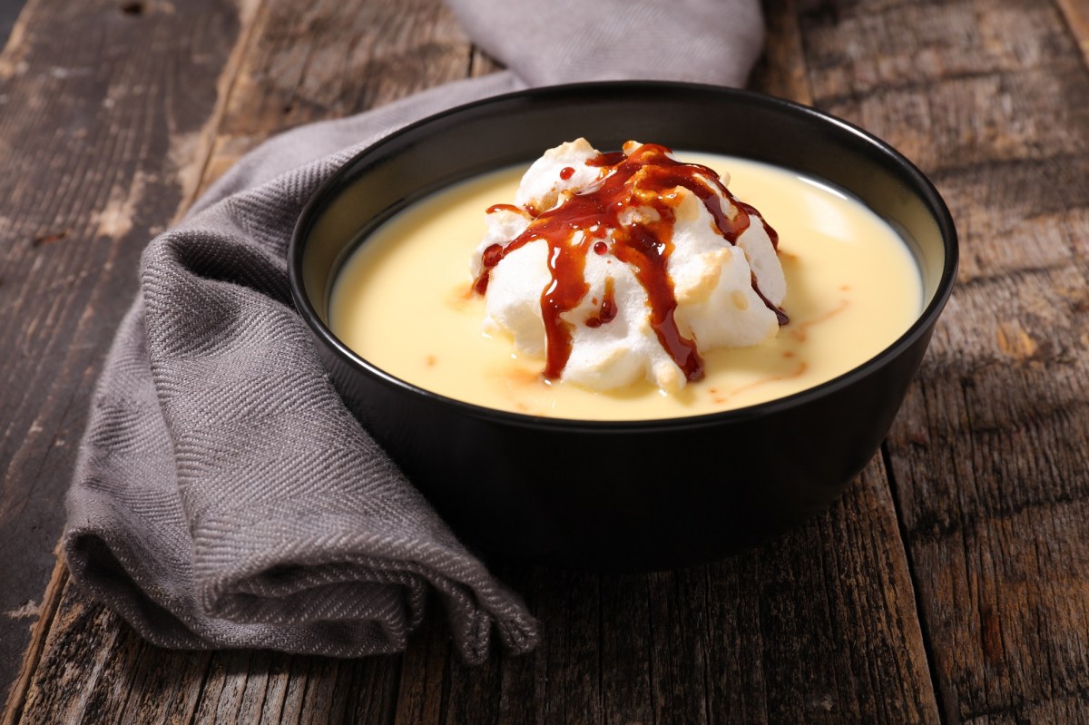 Schnee-Eier: Dieses Dessert beeindruckt deine Gäste! - Leckerschmecker