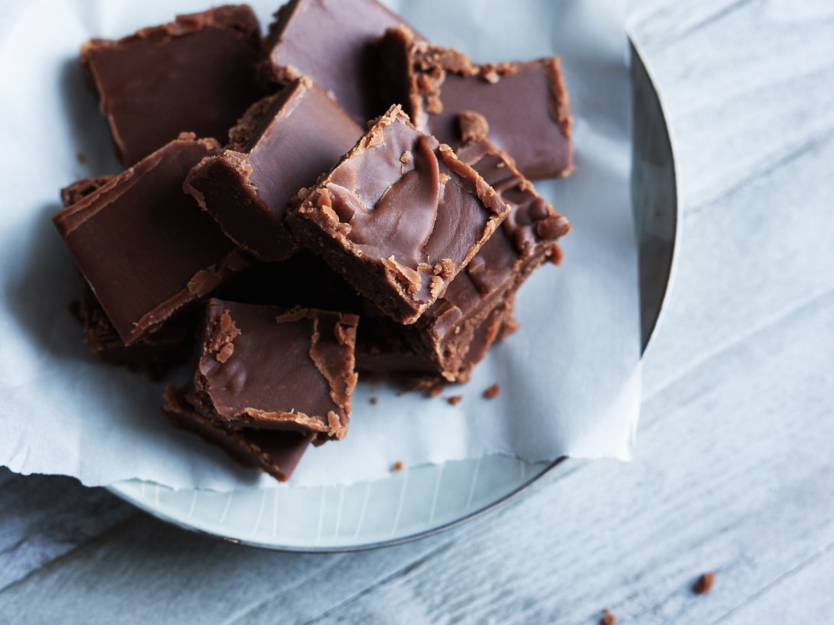 DIY-Ostergeschenk aus der Küche: Schokoladen-Fudge
