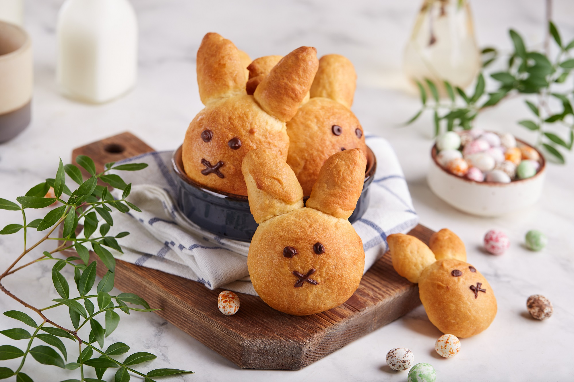 Osterhasen-Brötchen fürs Osterfrühstück: süße Rezept-Idee - Leckerschmecker