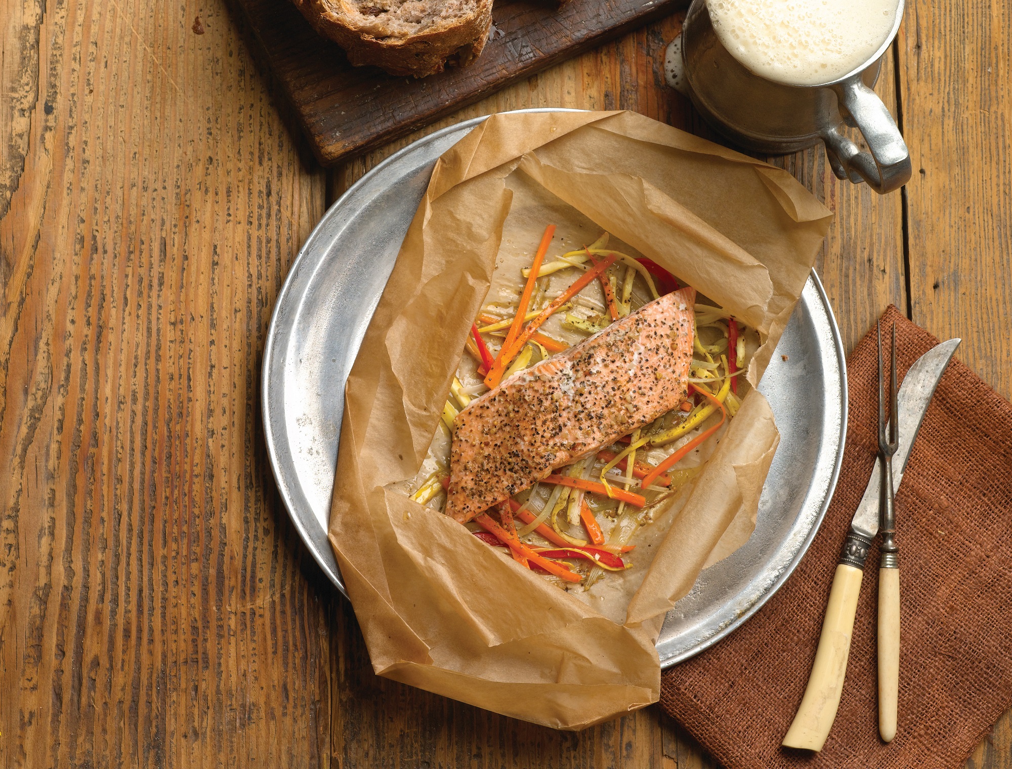Lachs im Backpapier: Ofengericht wie vom Profi! - Leckerschmecker