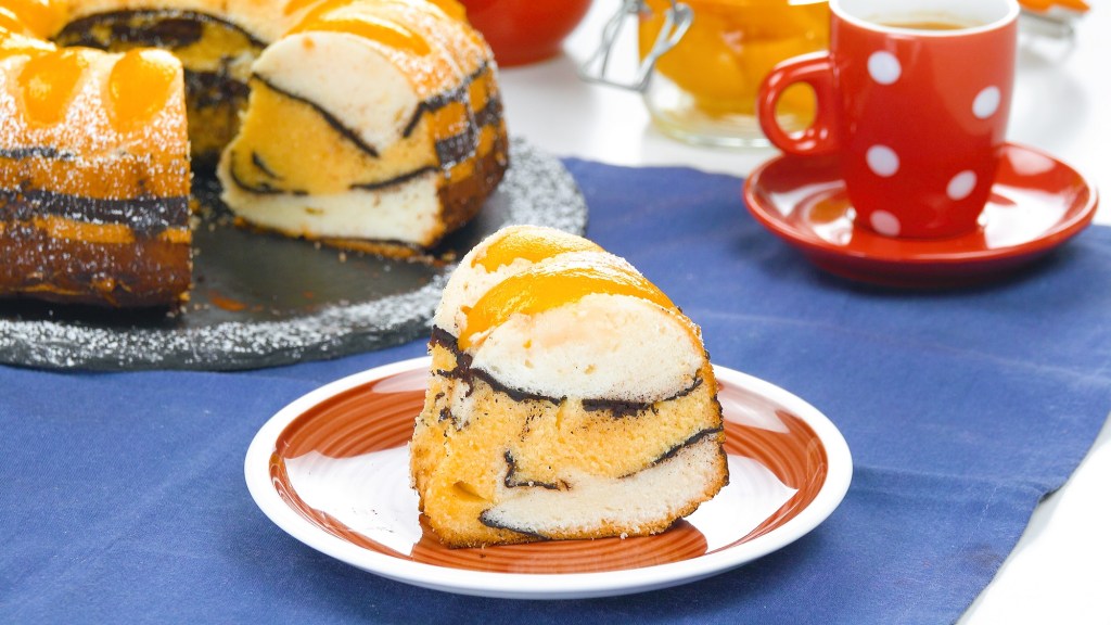 Saftiger Pfirsichkuchen mit Kakao und Vanille: unbedingt nachbacken