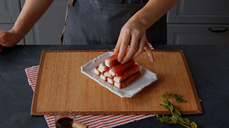 Der perfekte Sommer-Snack: Wassermelonen-Feta-Röllchen