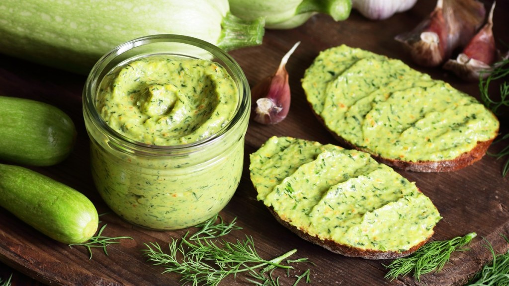 Diesen Zucchini-Aufstrich fürs Brot wirst du lieben