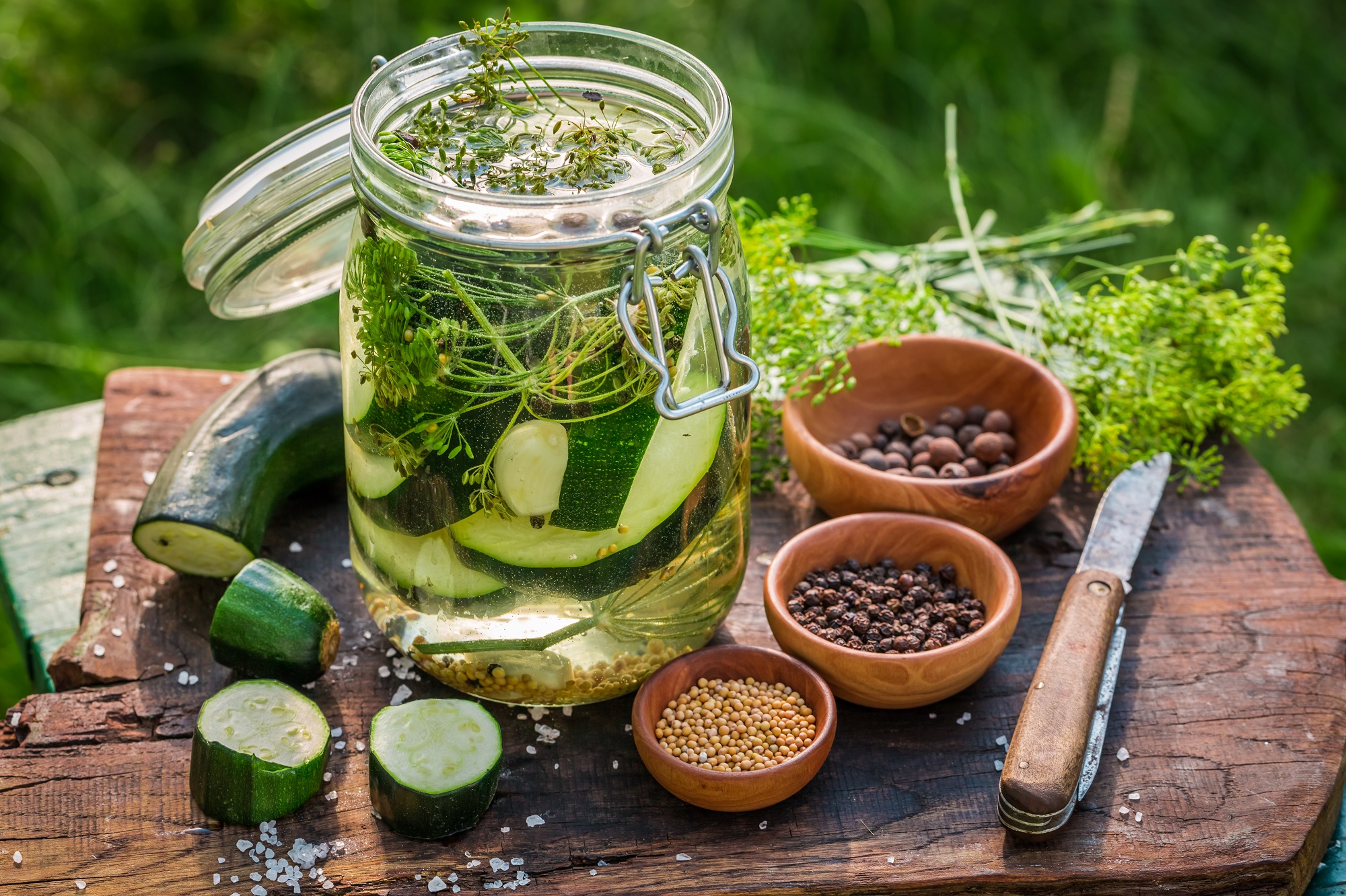 Eingelegte Zucchini: die einfachste Art, Zucchini haltbar zu machen ...