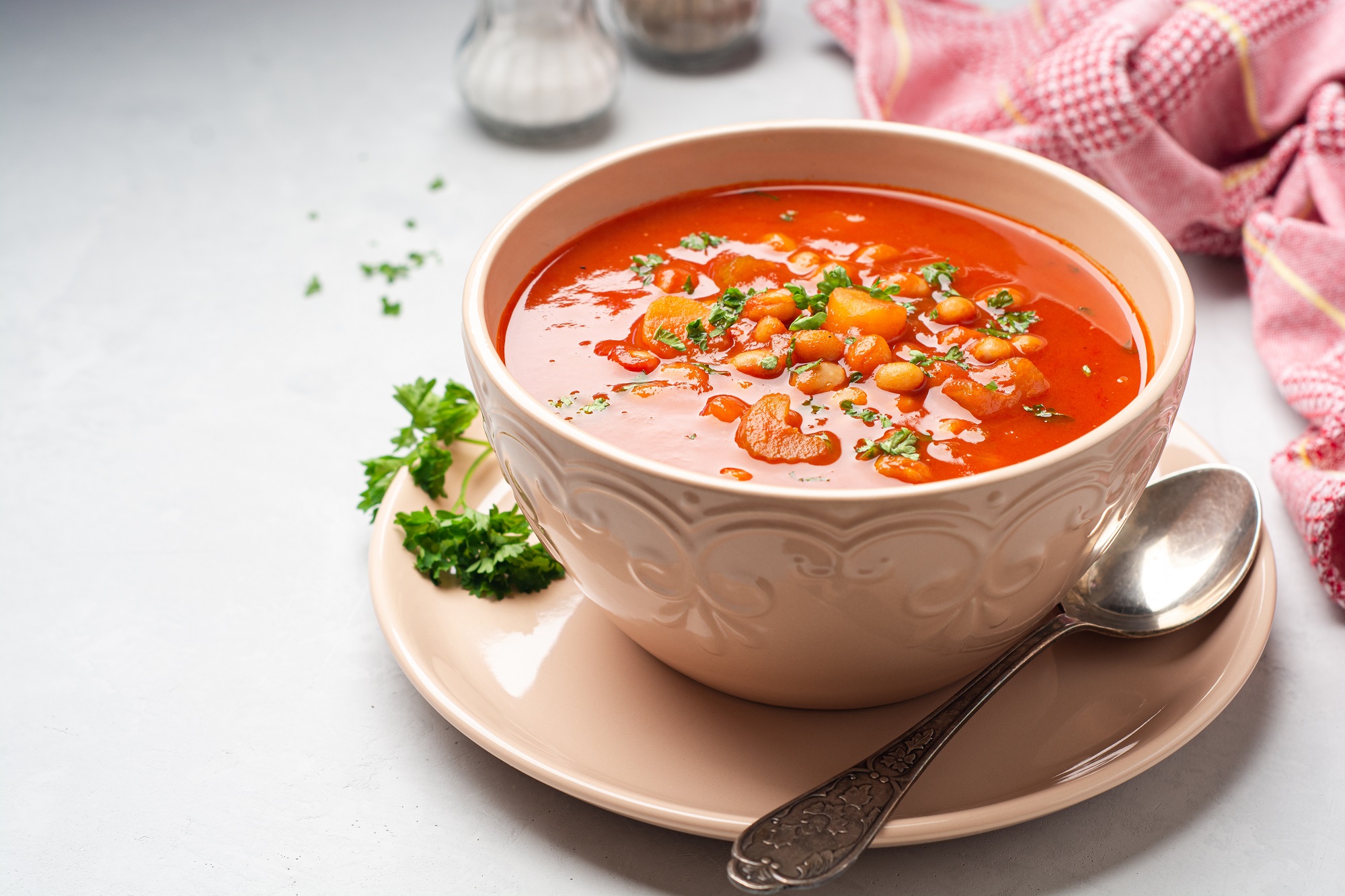 Fasolada: Rezept für griechische Bohnensuppe - Leckerschmecker