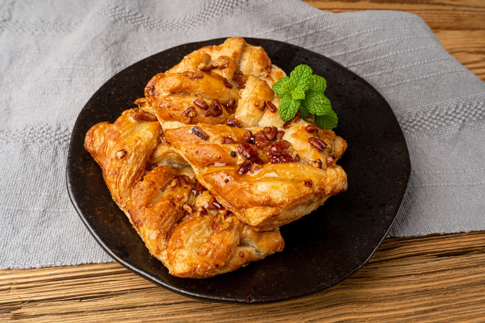 Kanadier: süßes Gebäck mit Pekannüssen und Ahornsirup - Leckerschmecker