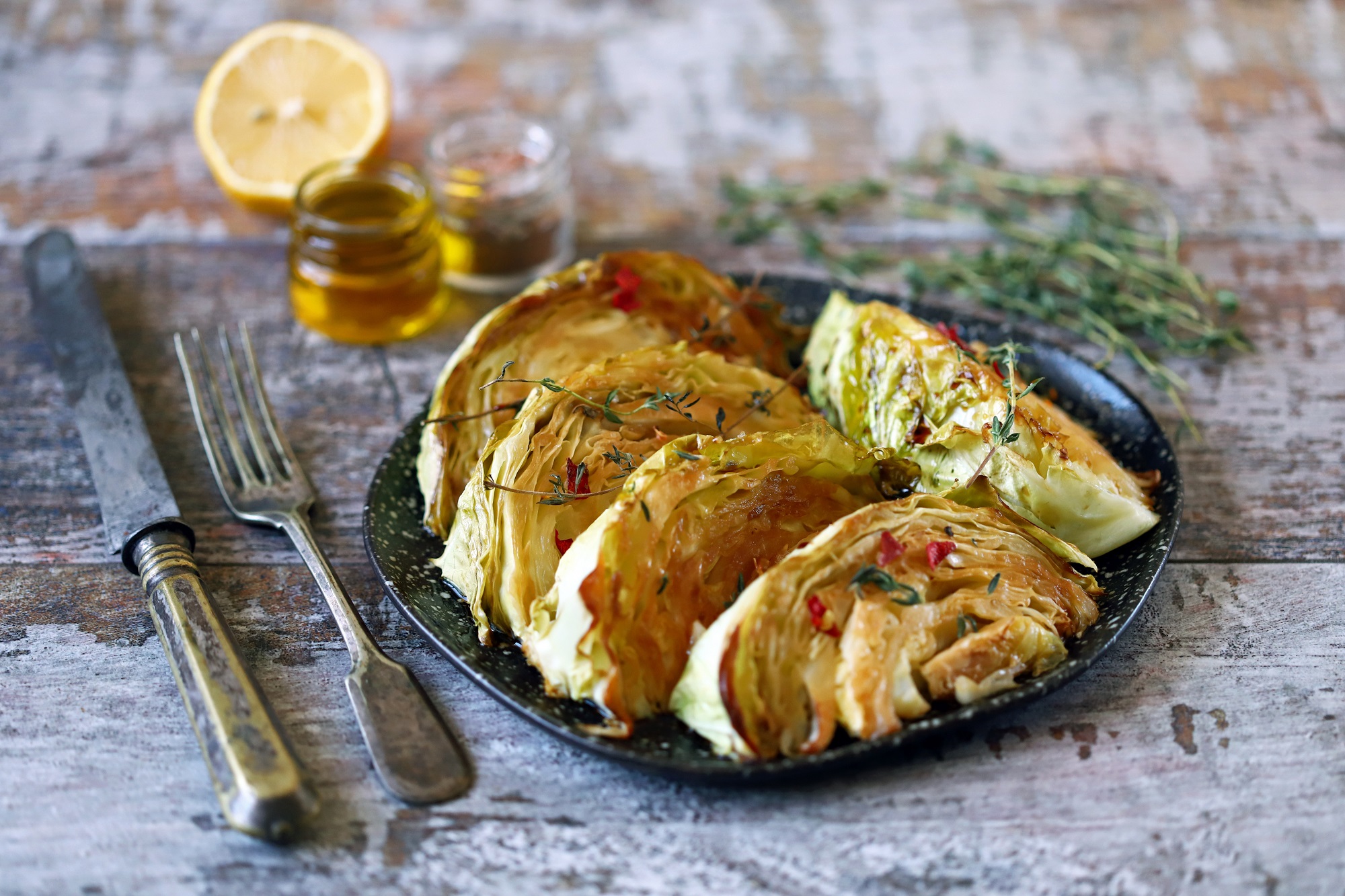Geschmorter Spitzkohl mit Gewürzbutter zart, süß und lecker