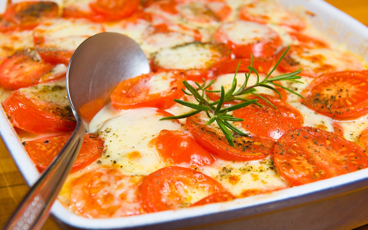 Kartoffel-Tomaten-Auflauf: wenige Zutaten, großer Geschmack ...