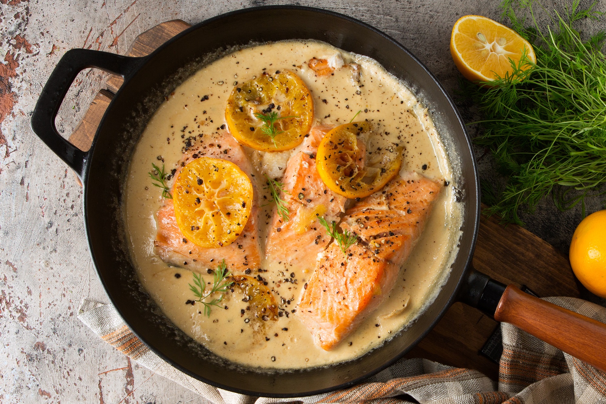 Lachs in Zitronen-Sahnesoße: cremig, frisch, einfach köstlich ...
