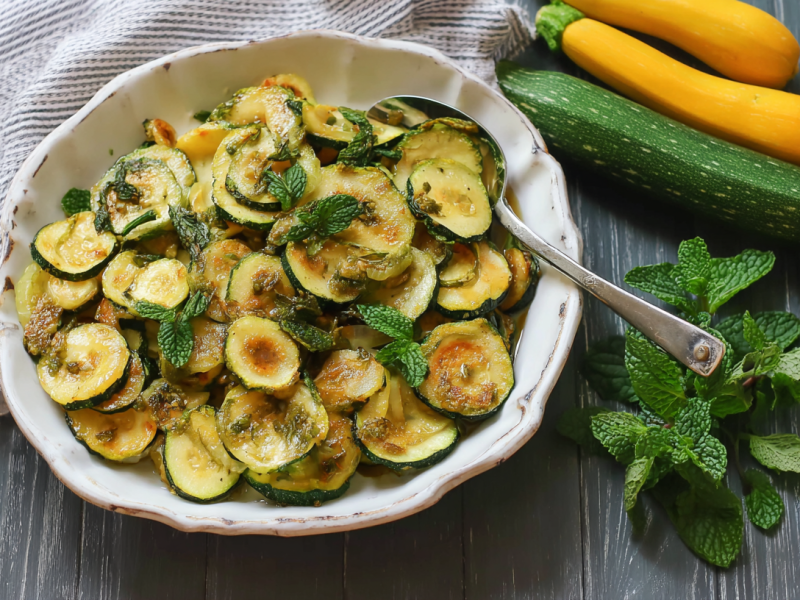 Zucchini wie in Italien: Klassiker mit Minze und Essig